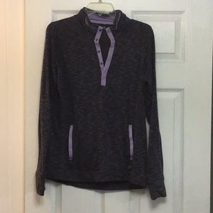 Avalanche mock neck sweatshirt